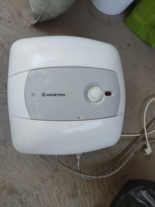 Водонагреватель Аriston