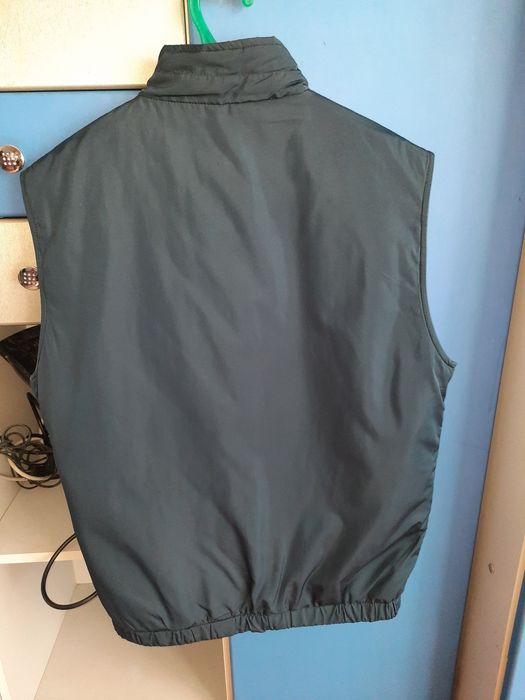 Продам безрукавку MSQ
