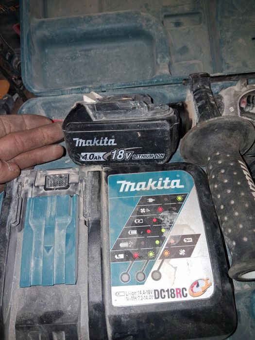 Перфоратор Макита