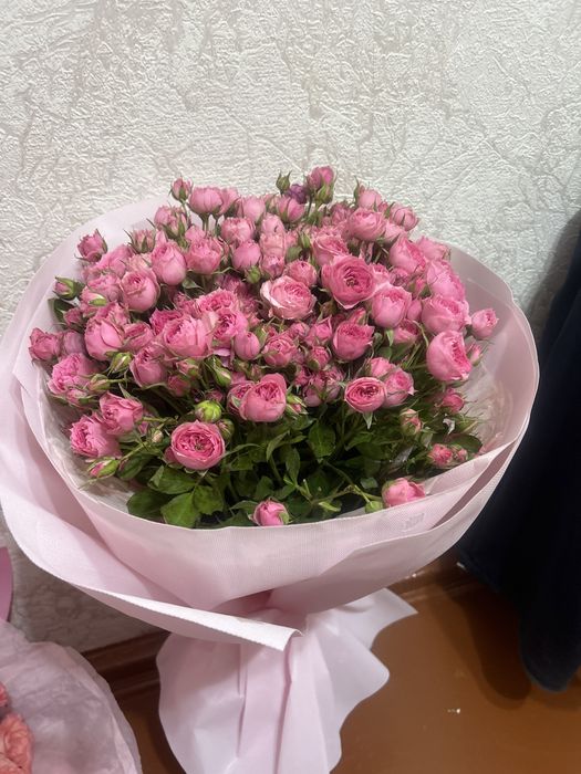 Продаются кустовые розы, 20к