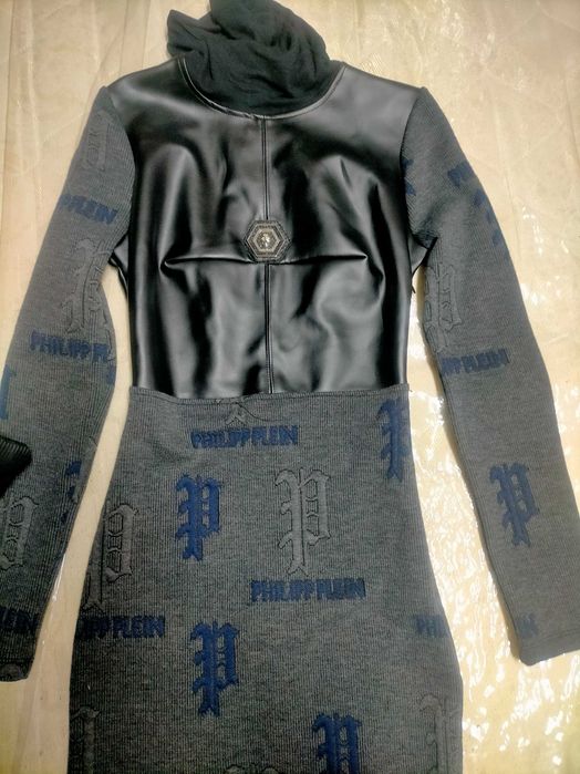 Rochie gotica, rock, mulata, cu piele