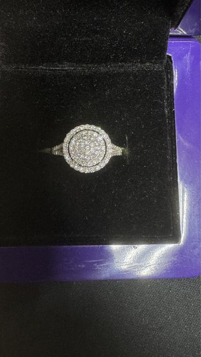 Кольцо белое золото с бриллиантом