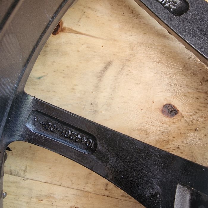 Tesla 18" MODEL 3 джанта