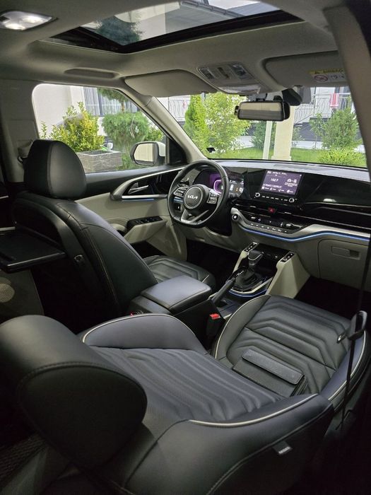 Kia Carens Full 2024