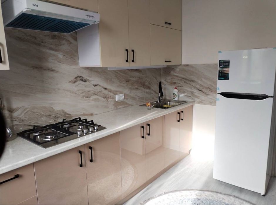 Сдается 2х комнатная квартира на 2 этаже Крытый рынок