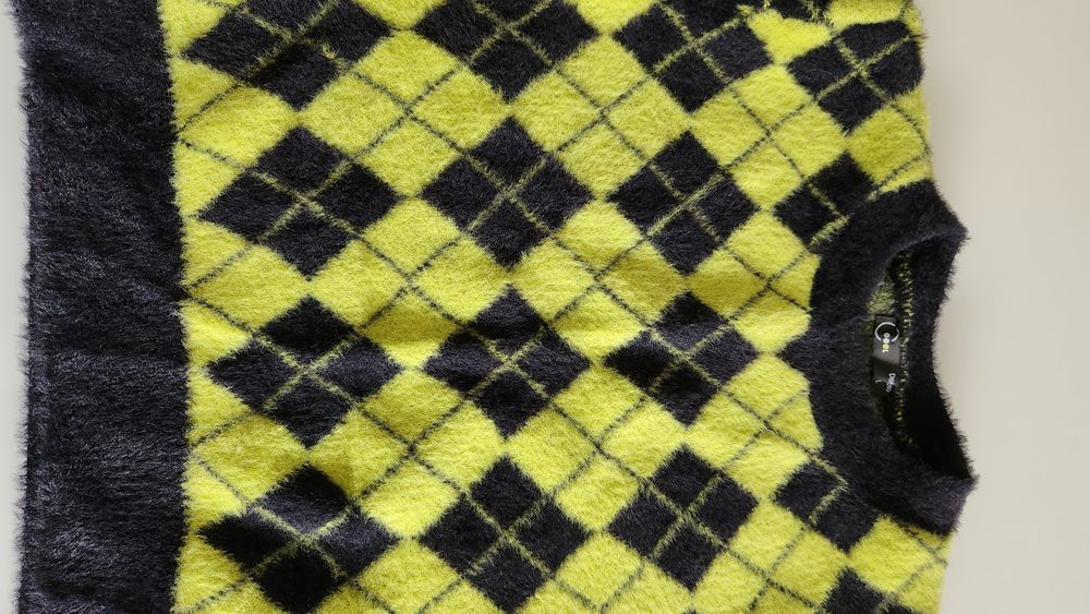 Блуза с къс ръкав