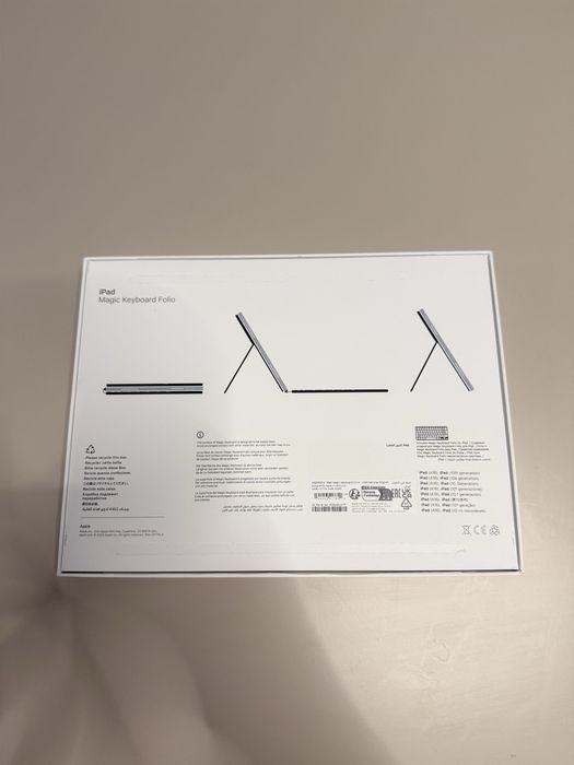 Vând iPad 11” A16 (2025) 128GB Silver + Magic Keyboard Folio ca NOU | Factură & Garanție