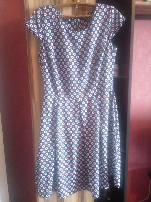 Продам платья недорого