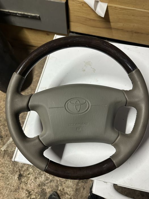 Таета Руль Продаеться