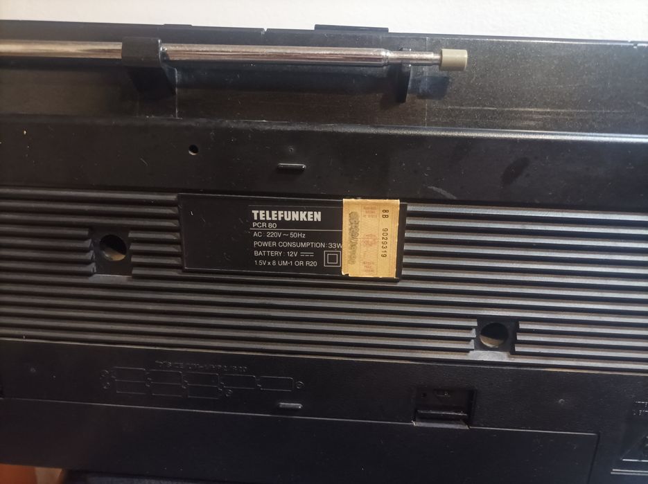 Vând telefunken defect