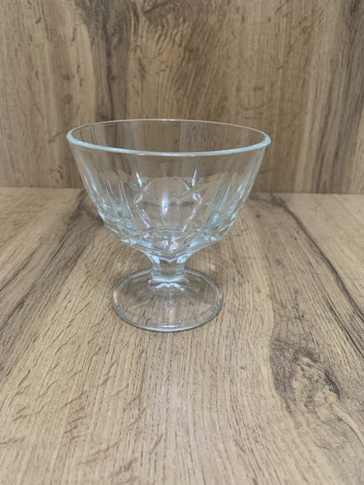 Вазы конфетницы салатницы