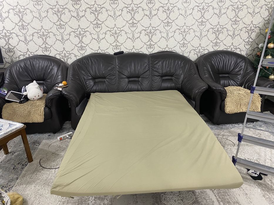 Кожанные диван и кресла