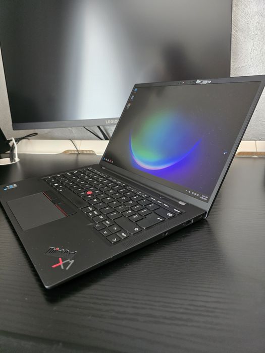 Ultrabook Lenovo X1 Carbon Gen 9, i5, 16GB, 512GB, Touch, 20XXS24E1H