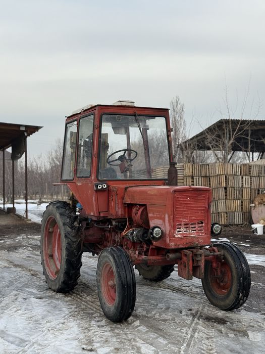 Продам трактор т25