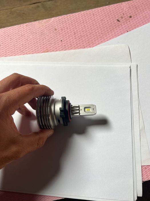 Becuri LED dedicate pentru Golf VI