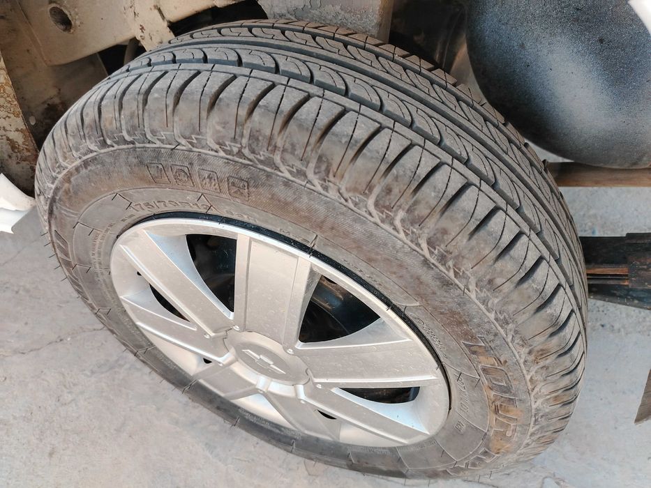 Damas 1999 yil sotiladi