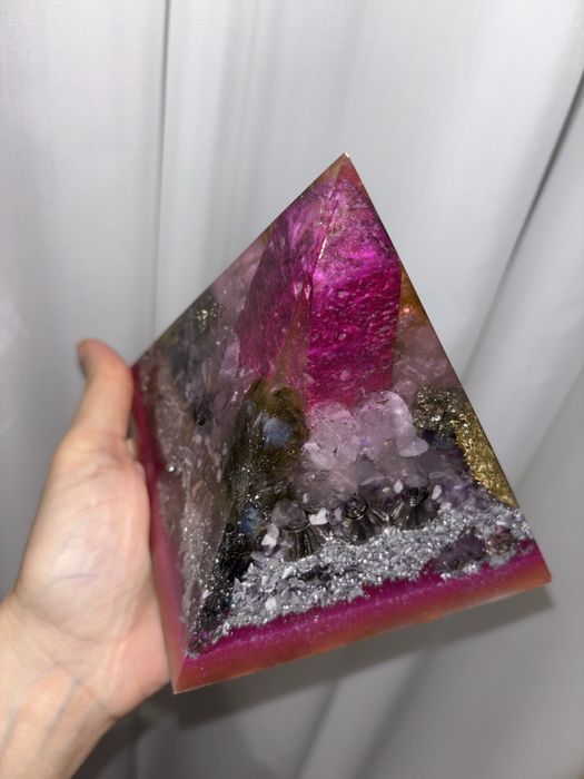 Piramida Orgonica pentru Manifestare, Protectie si Echilibru Energetic