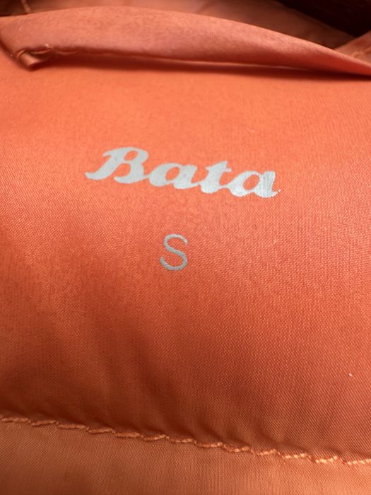 Vesta puf Bata, S
