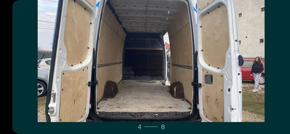 Transport Mutări cu Dubă Microbuz oferă Ajutor Băieți Debarasări Evacu