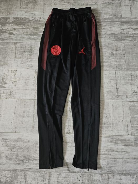 *NOU* Compleu/Trening Psg nike