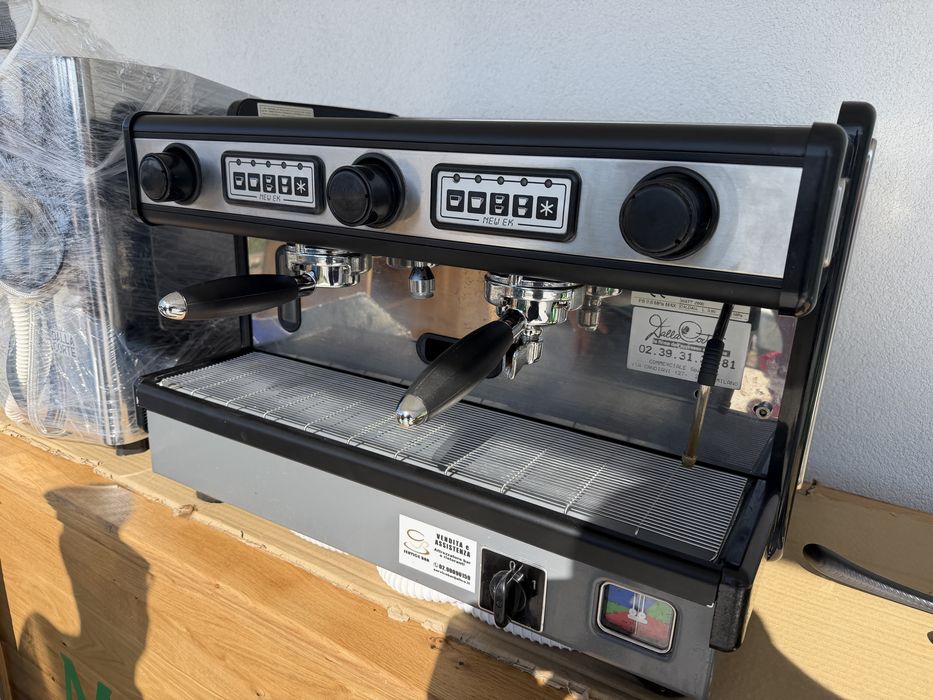 Espressor Profesional La spaziale New EK ( revizionat complet : curatat boiler , pompa noua , declacifiat complet)