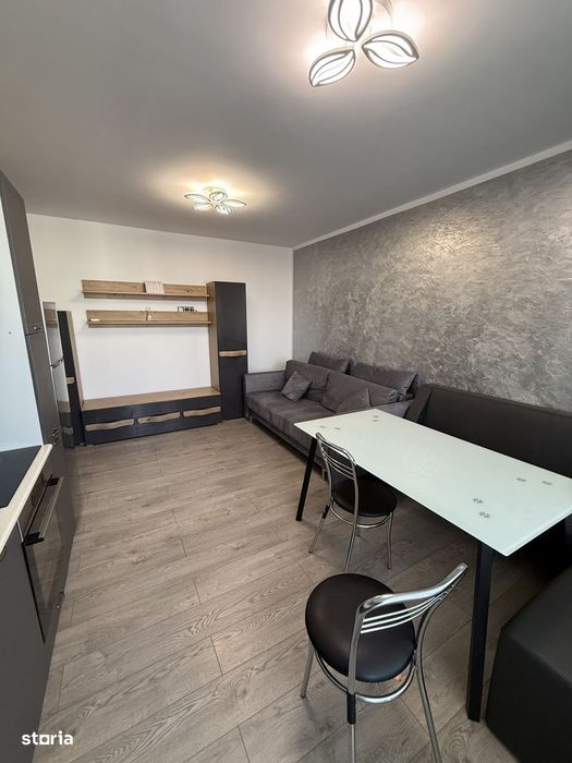 Bloc Nou, AP 3 camere, mobilat, parcare 400$/ luna Str. Victoriei 83L — fotografia 3