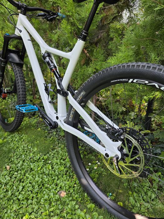 SPECIALIZED Stumpjumper Comp 29" XL [ НОВИ спирачки!]