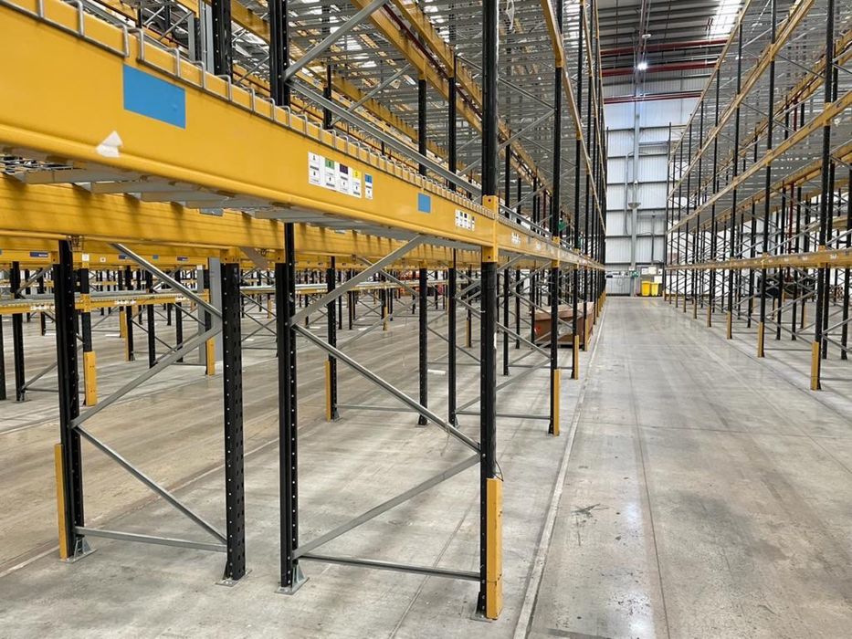 Rafturi metalice profesionale