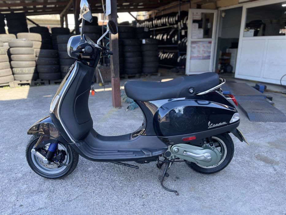 Vand piaggio vespa lx 50 inmatriculat