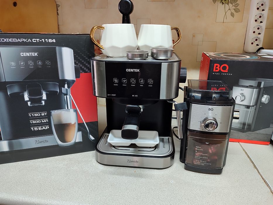 Кофеварка рожковая.