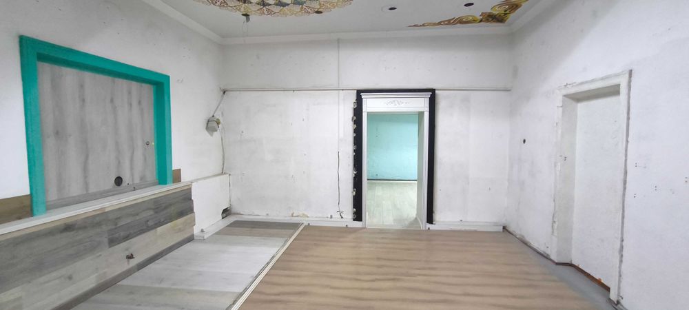 Продаётся КОММЕРЧЕСКИЙ КОМПЛЕКС - 450м² на участке 18,5соток. КОЖАНОВА