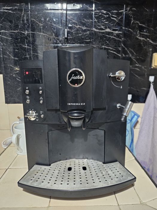 Кафемашина Jura Impressa E 10