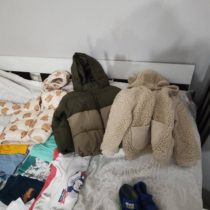 3 якета и Дрехи за момче 80-86 размер