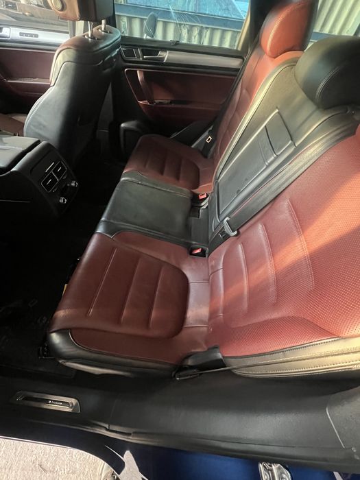 VW Touareg 7p 2016г. на части