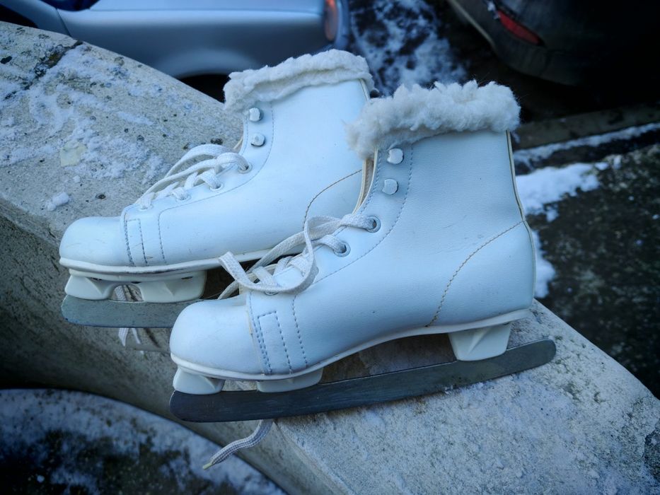 Patine gheata nr 35