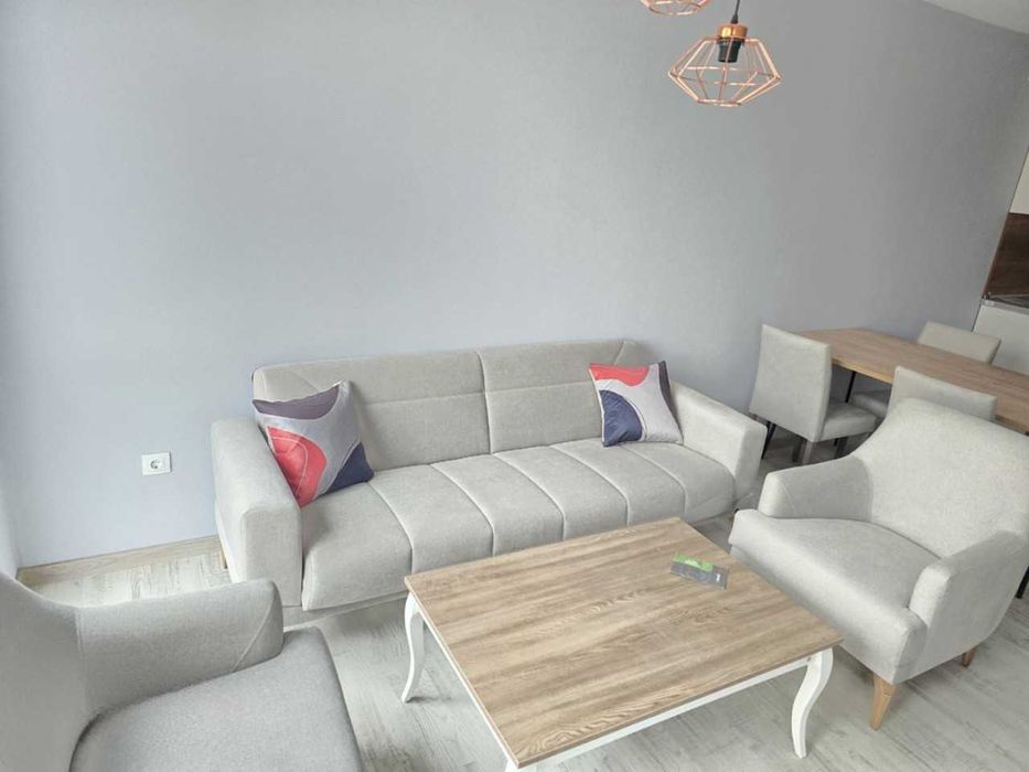 Продава се Двустаен апартамент в Пловдив, Кършияка - 72 кв.м за 779 €/кв.м - Снимка #1
