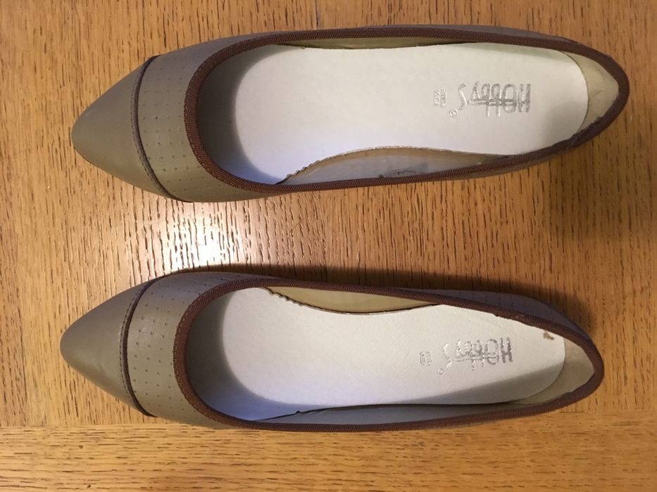 Нови обувки от естествена кожа