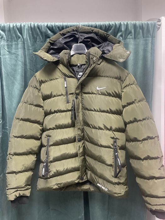 Мъжко Зимно Яке NİKE с етикети.Налични размери-S,L,XL,XXL