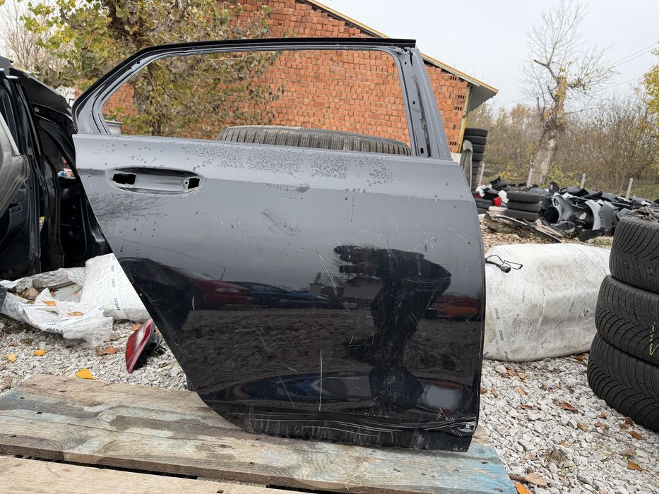 Врата VW Golf 8