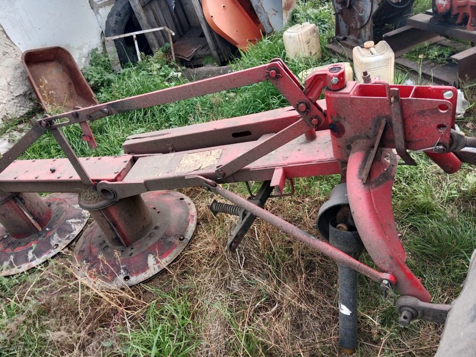 Трактор,косилка,бороны навесные