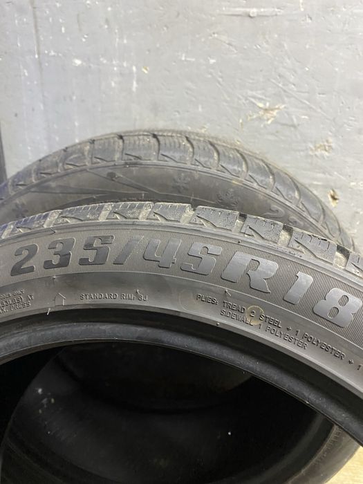 235/45R18 пара.
