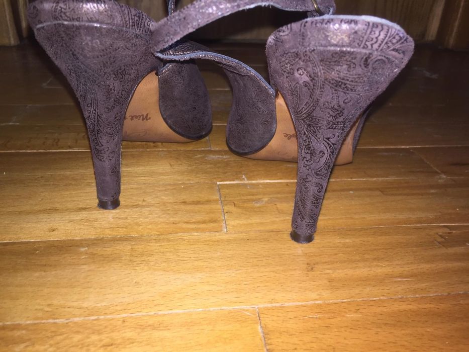 Pantofi piele naturala foarte frumosi