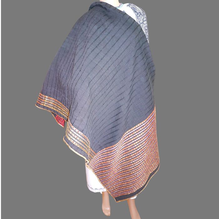 Costum popular autentic vechi din Muntenia, port popular cu fota M-L