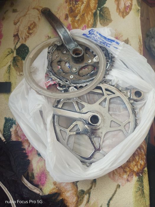 Продам запчасти  на велик