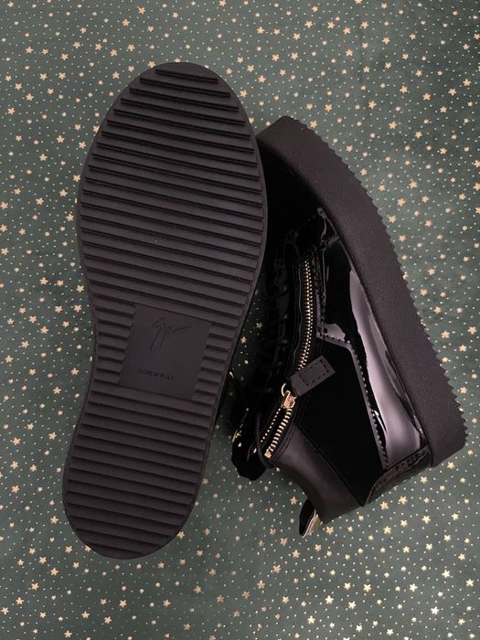 Giuseppe Zanotti Kriss Velvet Mid - Premium Quality , Material Catifea