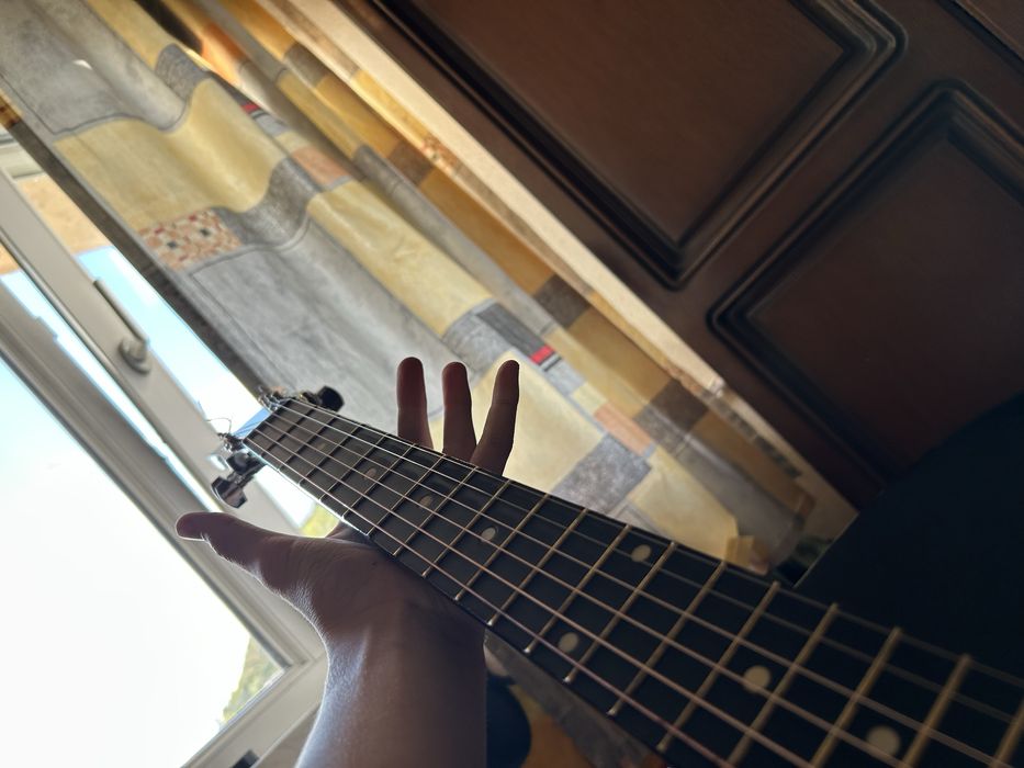 chitară acustică