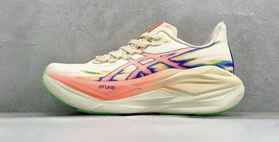 【SB-01】他3品 Нови дамски маратонки Asics Superblast 3 Seashell/Sun Coral гр