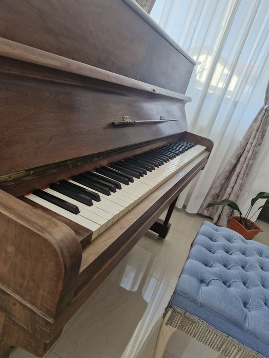 Pianina Bender acordata