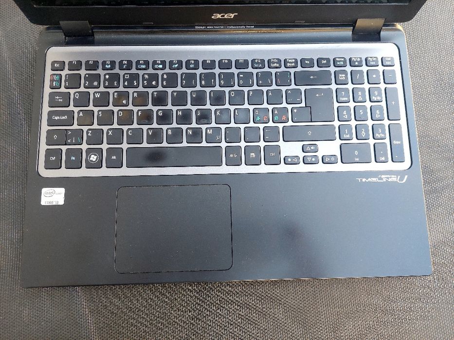 Laptop Acer Aspire i3