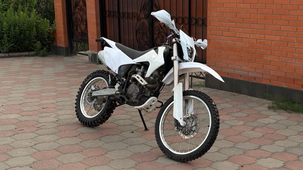 Продам эндуро 250